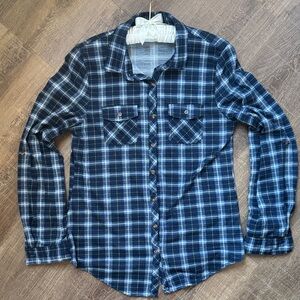 Daytrip Women's Navy Plaid Button Down Shirt